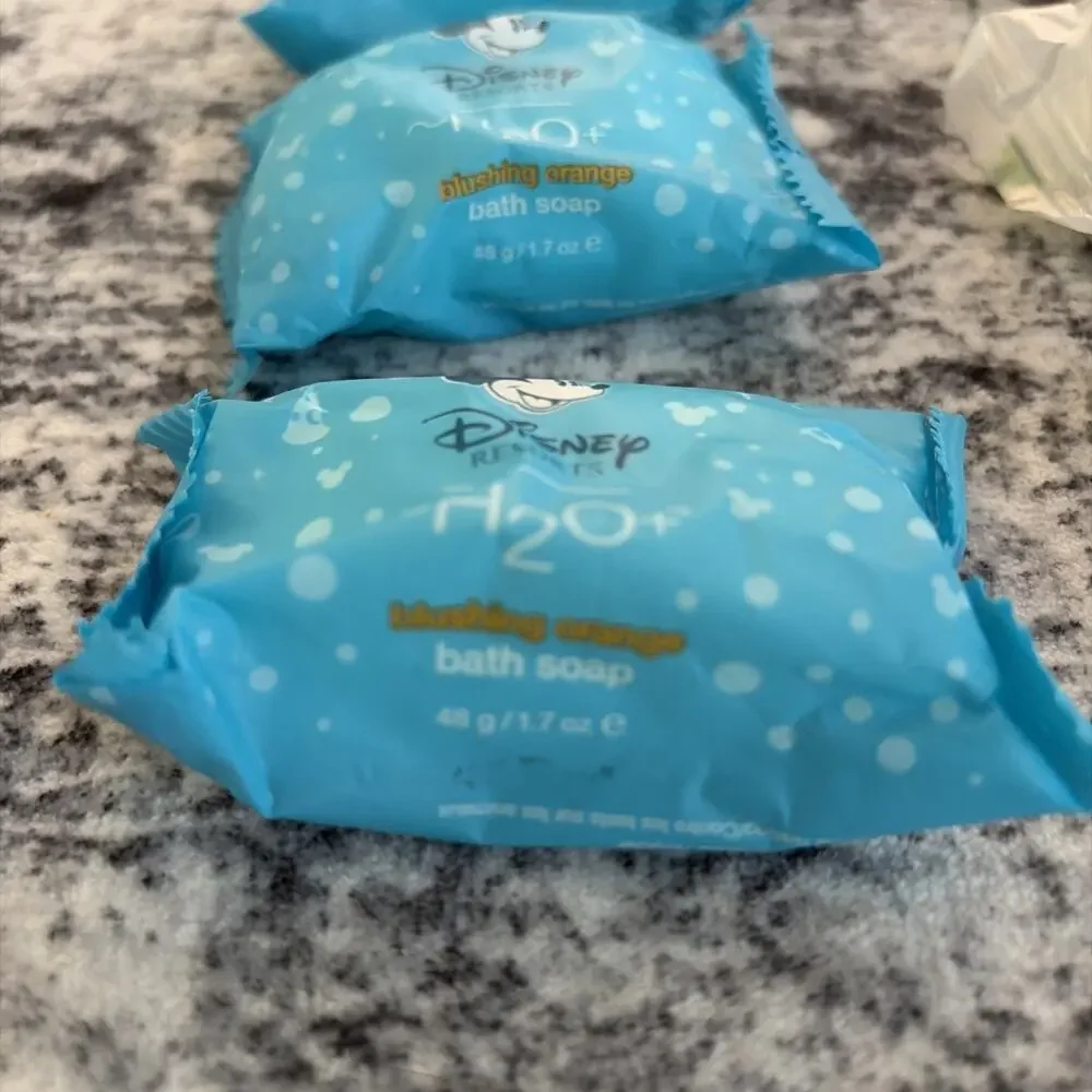 Disney World Resort H2O+ Blushing Blue Orange Bath‎ & Facial Bath Soap Lot Of 12